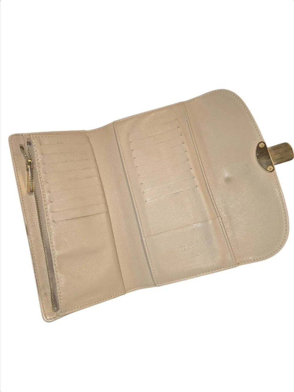Louis Vuitton mahina monogram